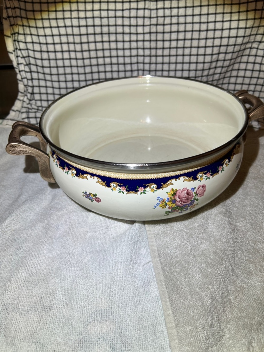 Vintage Asta floral enamel pot with brass handles 
Made in West Germany